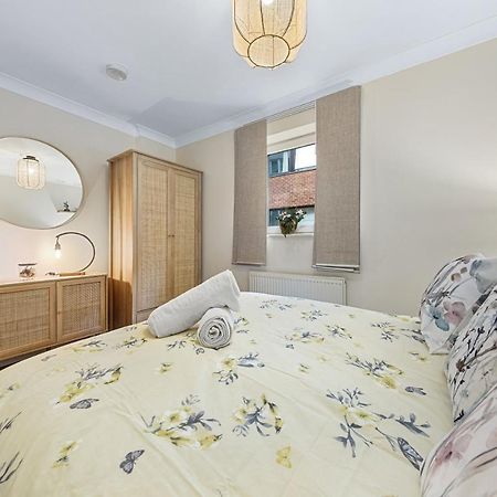 Tranquil 2 Bedroom Apartment Close To St. Paul'S Cathedral London Exterior foto
